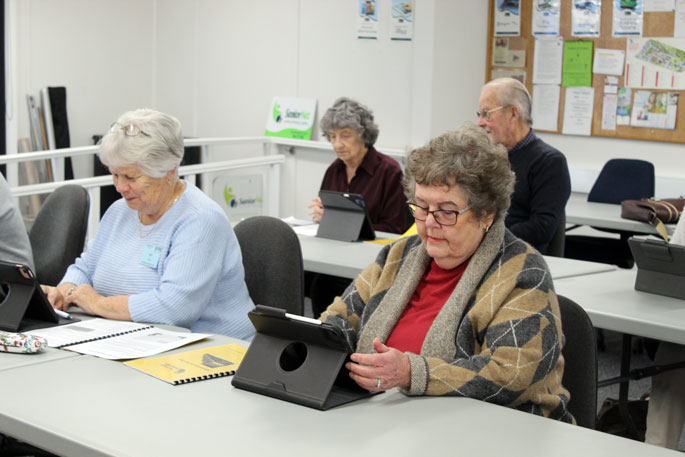 240814 Senior Net 2 Tauranga SeniorNet Club